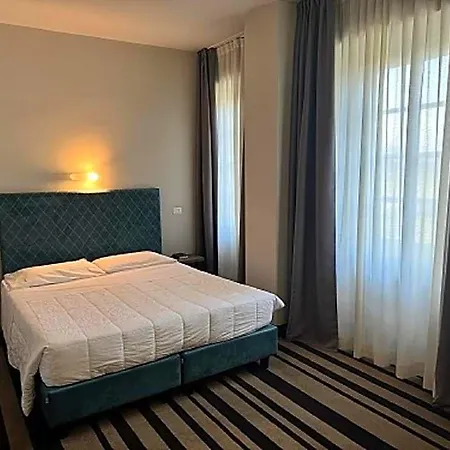杰特酒店 卡塞勒托瑞尼斯