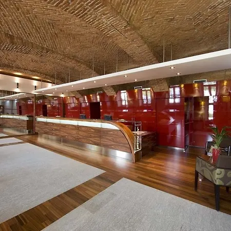Jet Hotel 4*
